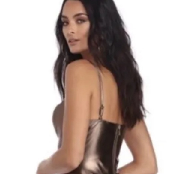 Windsor Bronze Pencil Midi Dress - Picture 9 of 11